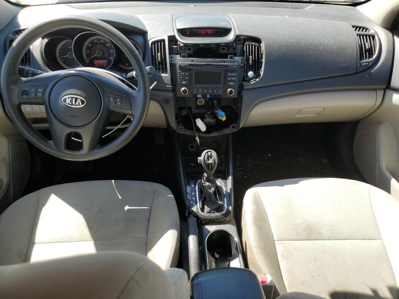 2013 Kia Forte - Image 8