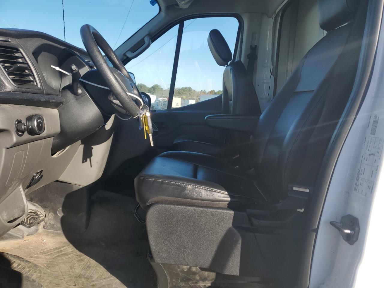 1FDBF6P85PKB93312 FORD TRANSIT 2023