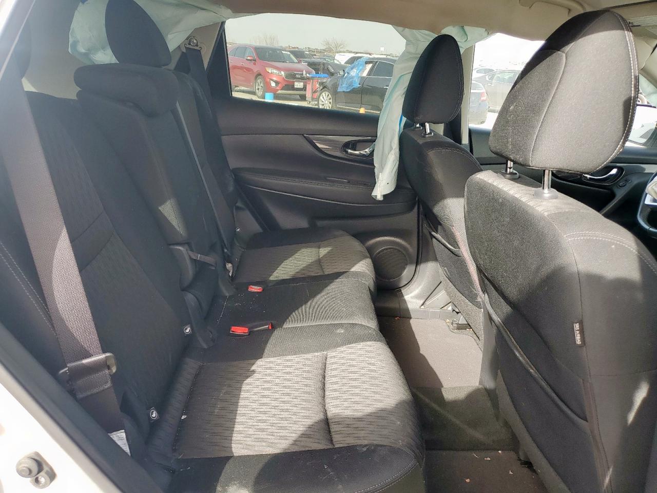 KNMAT2MT9JP593720 NISSAN ROGUE 2018