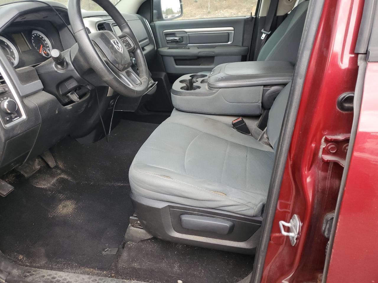 2015 RAM 1500 - Image 7
