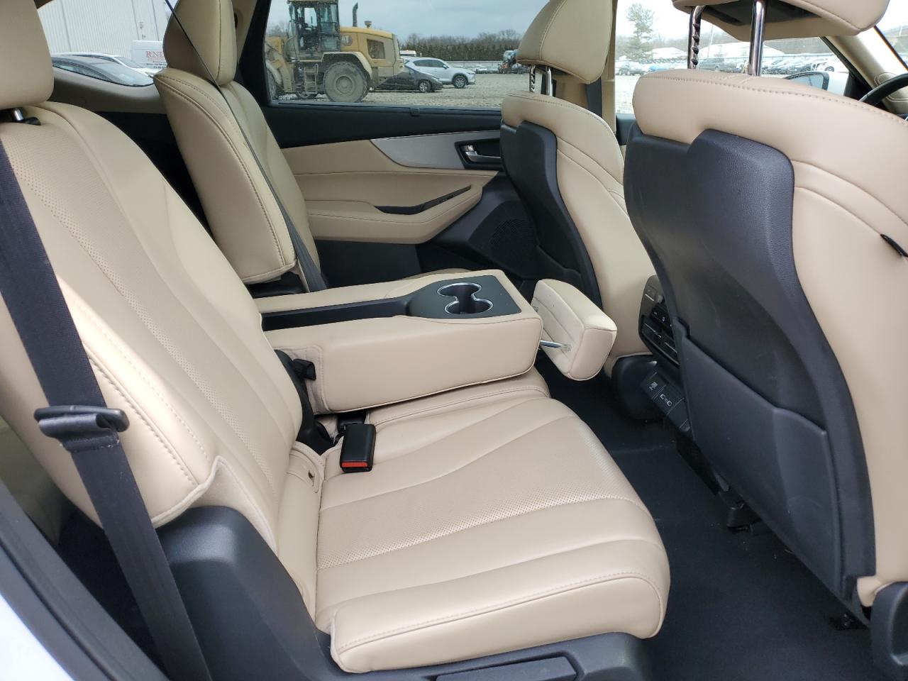 2022 Acura MDX - Image 11