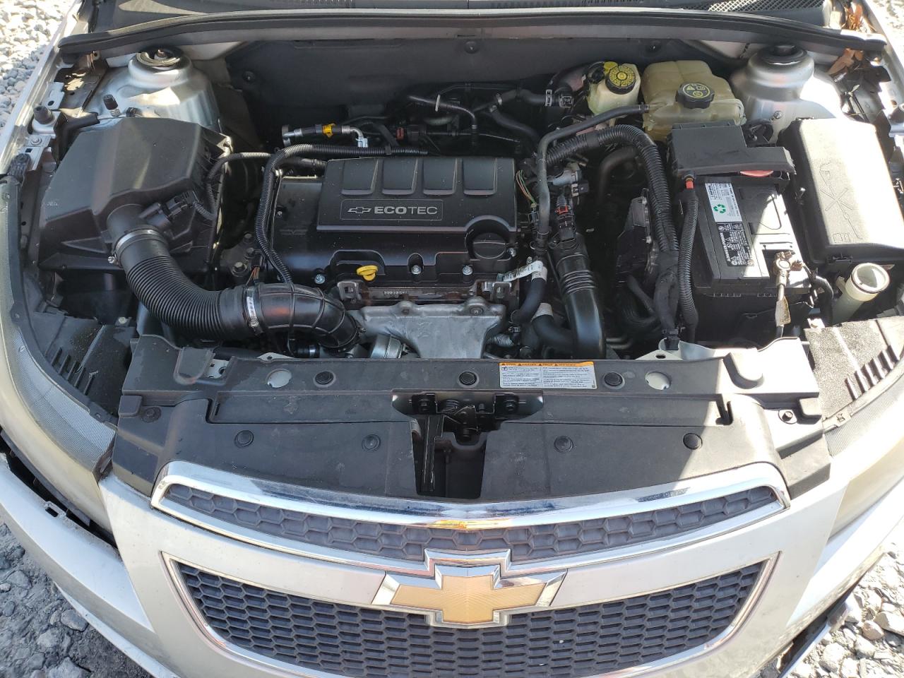 2014 Chevrolet Cruze - Image 11