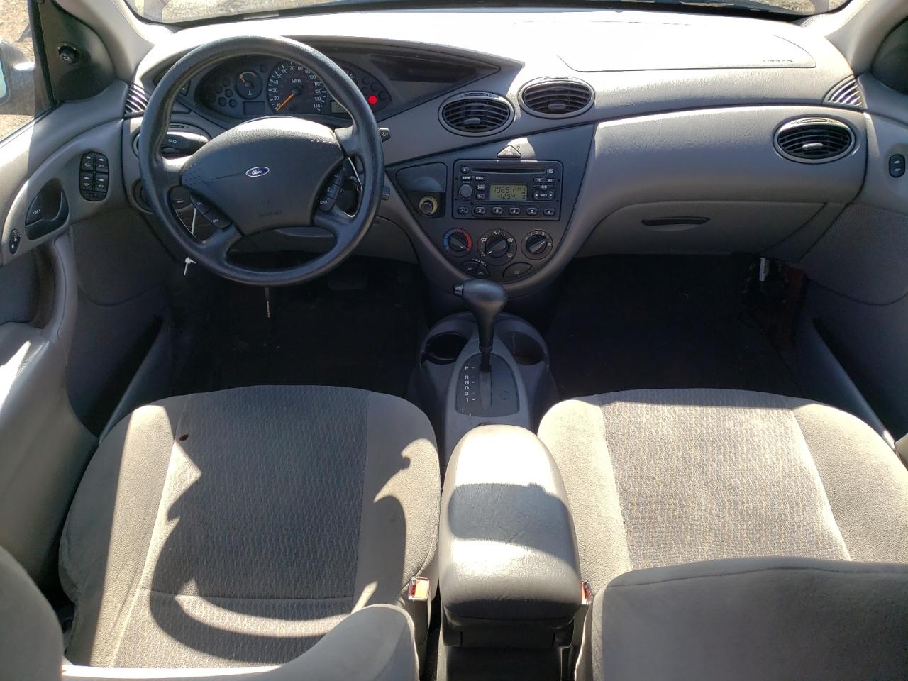 2001 Ford Focus - Image 8