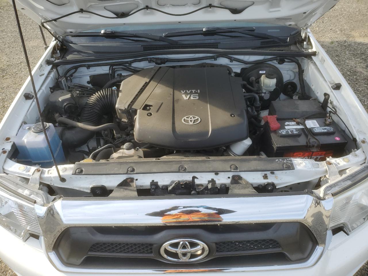 2013 Toyota Tacoma - Image 12