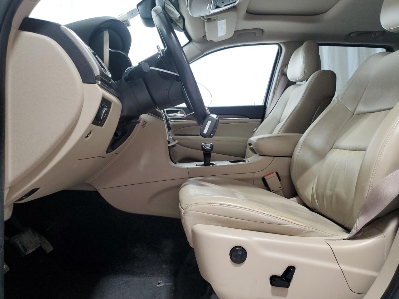 2015 Jeep Grand Cherokee - Image 7