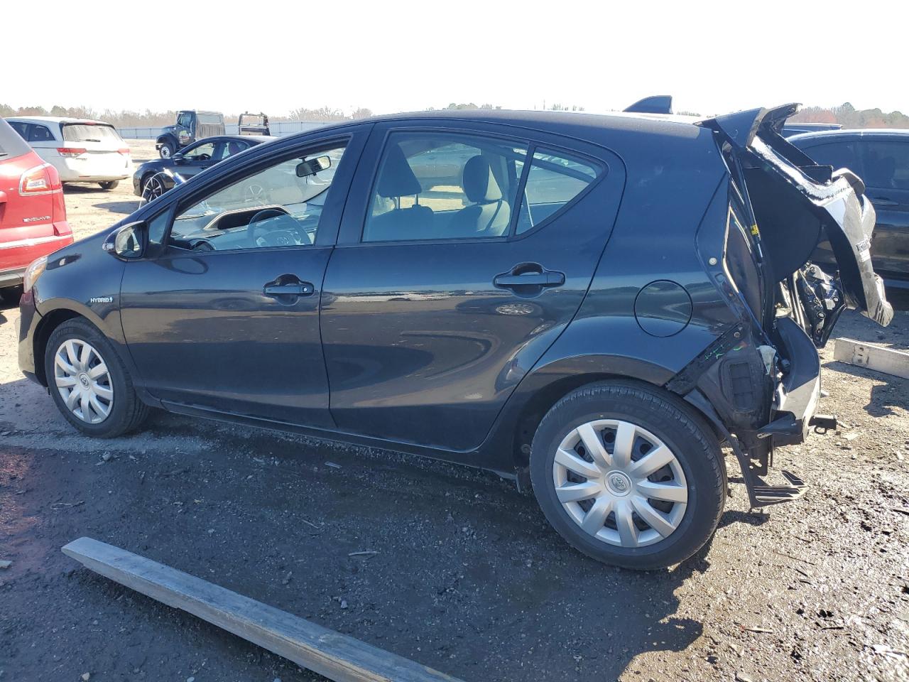 2016 Toyota Prius - Image 2