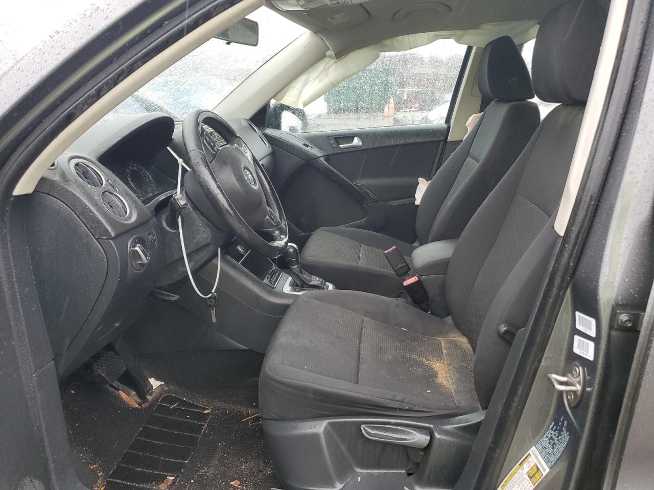 2015 Volkswagen Tiguan - Image 7