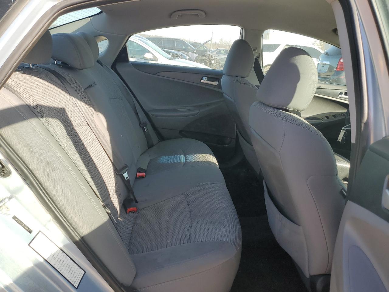 2013 Hyundai Sonata - Image 10