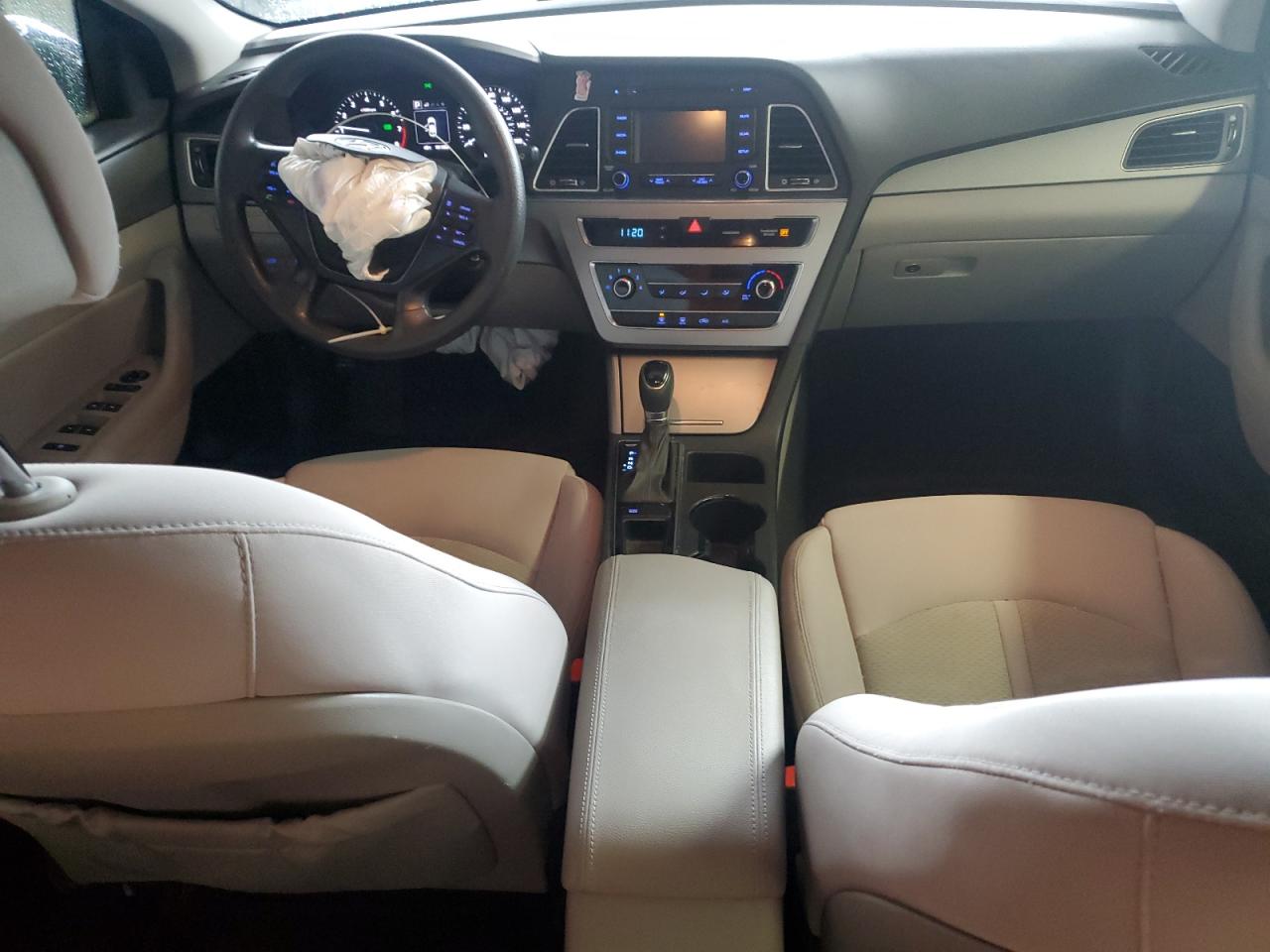 2015 Hyundai Sonata - Image 8