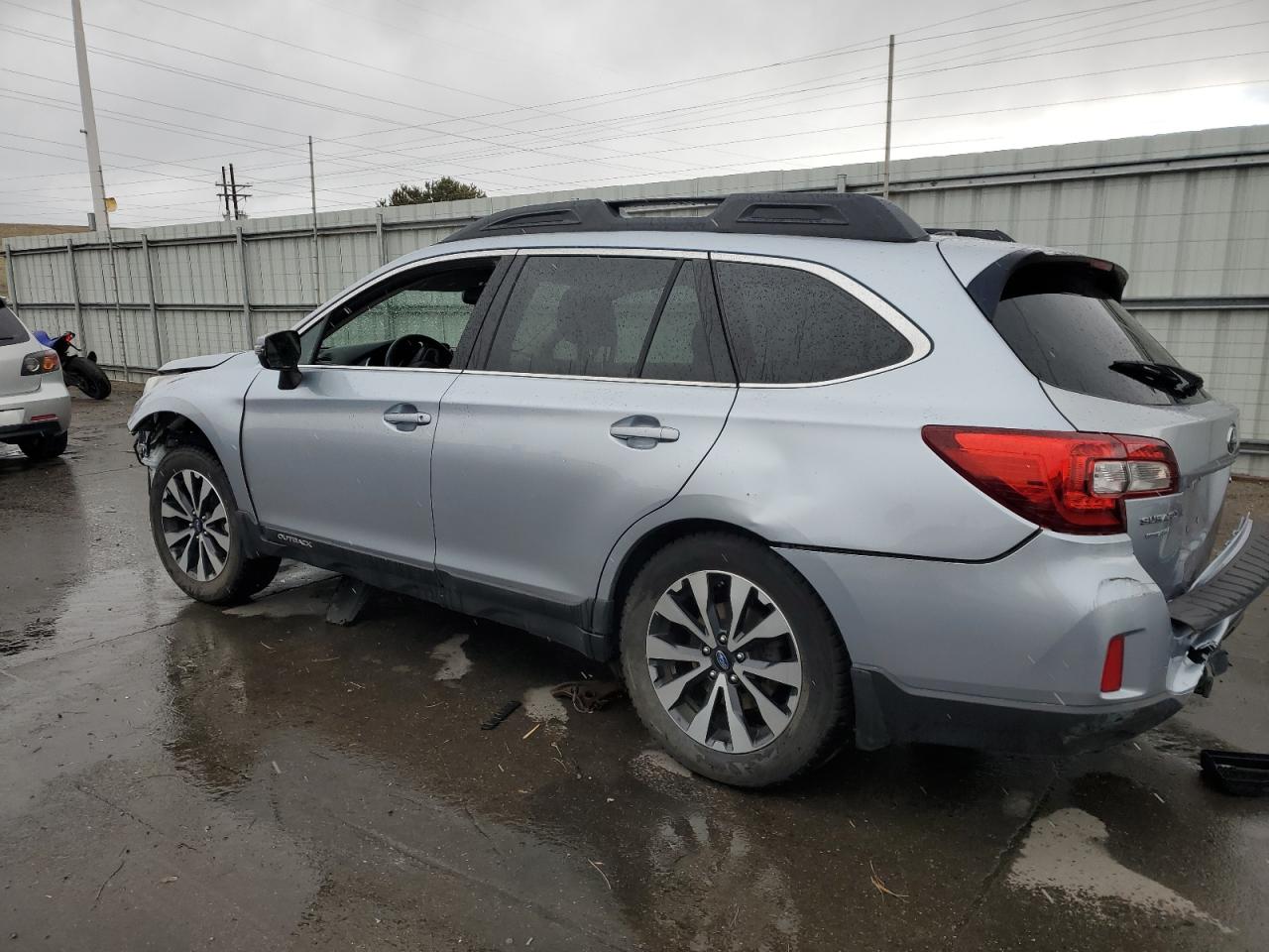 2015 Subaru Outback - Image 2