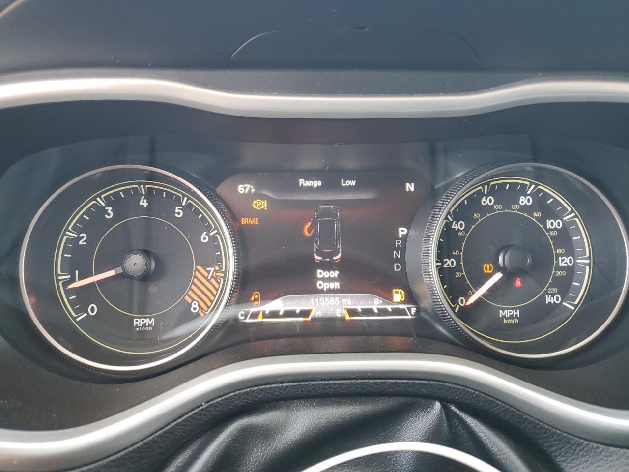 2014 Jeep Grand Cherokee - Image 9