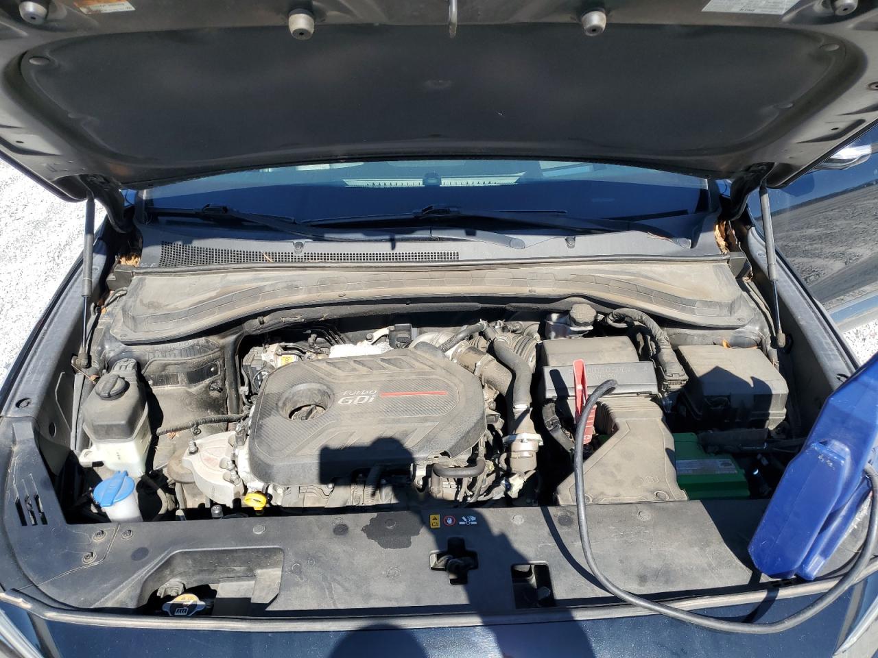 2019 Hyundai Santa Fe - Image 12