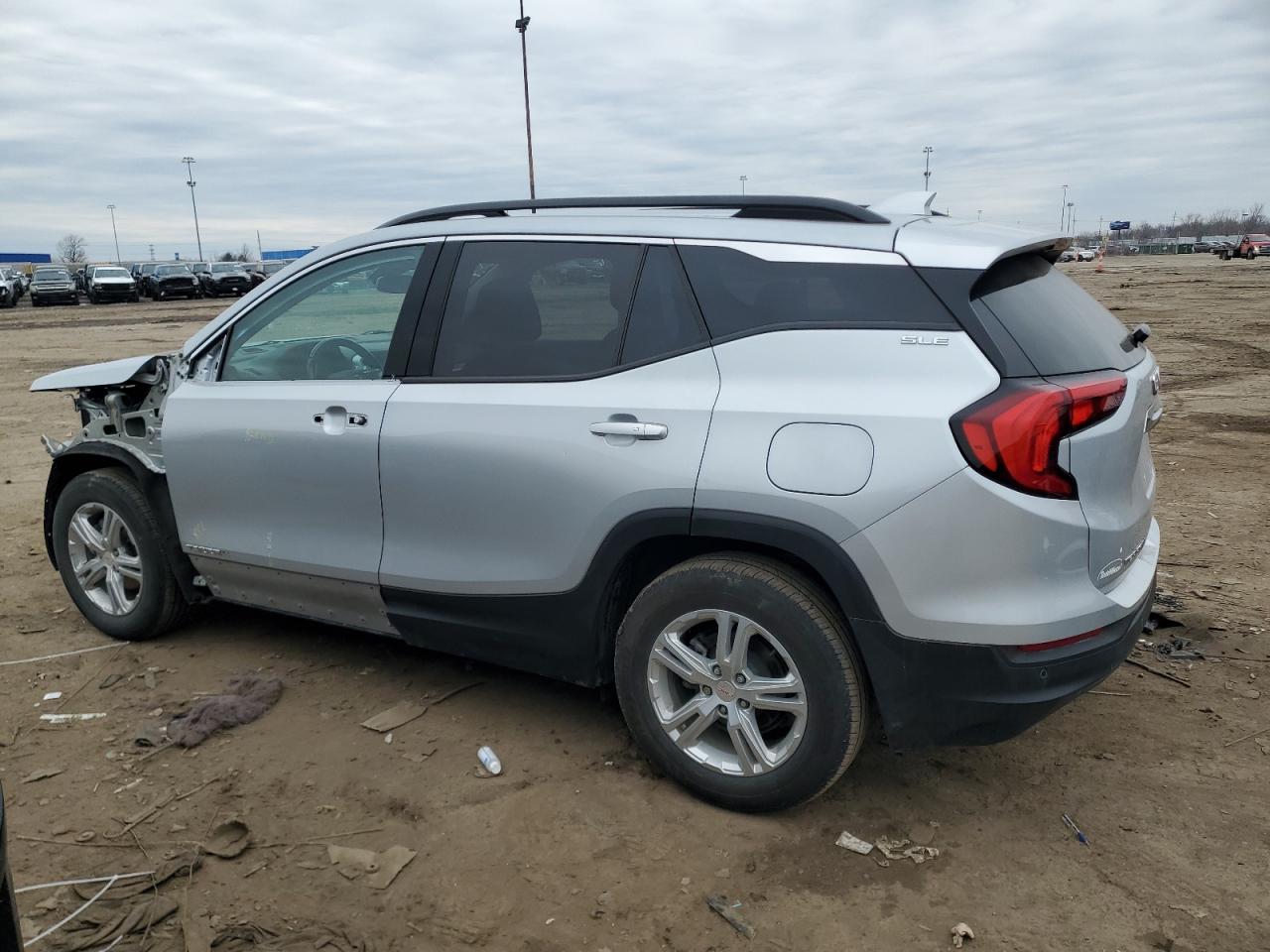 2020 GMC Terrain - Image 2