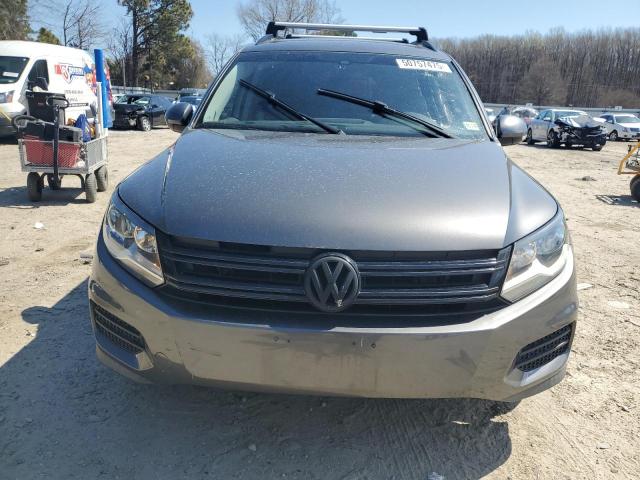  VOLKSWAGEN TIGUAN 2016 Серый