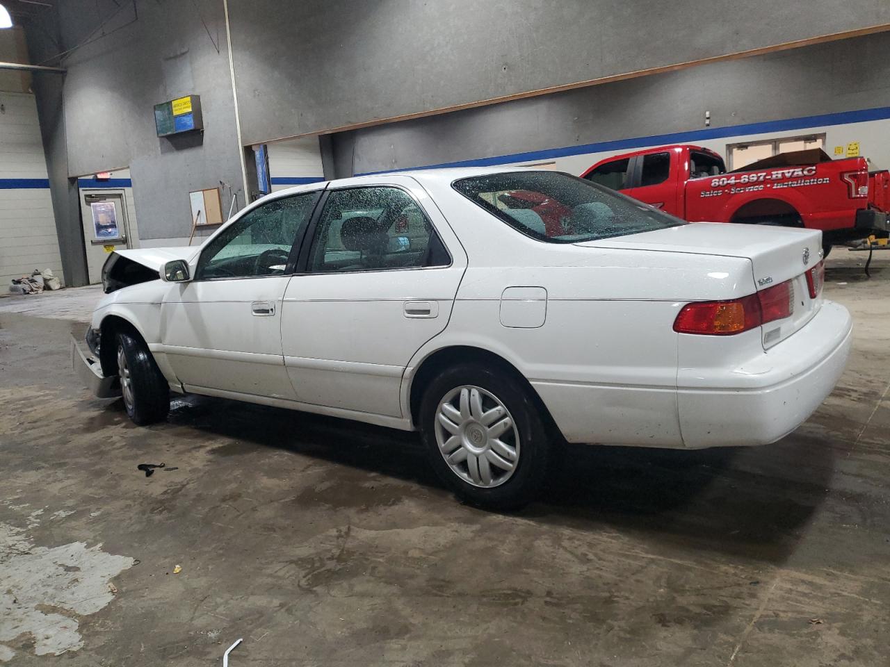 2001 Toyota Camry - Image 2