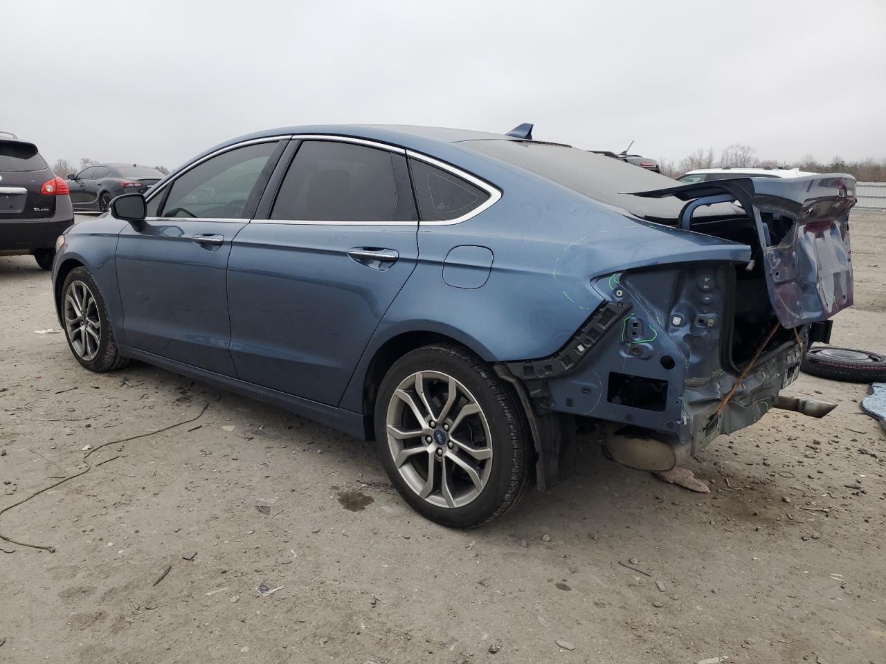 2019 Ford Fusion - Image 2