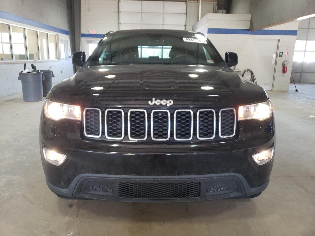 2020 Jeep Grand Cherokee - Image 5