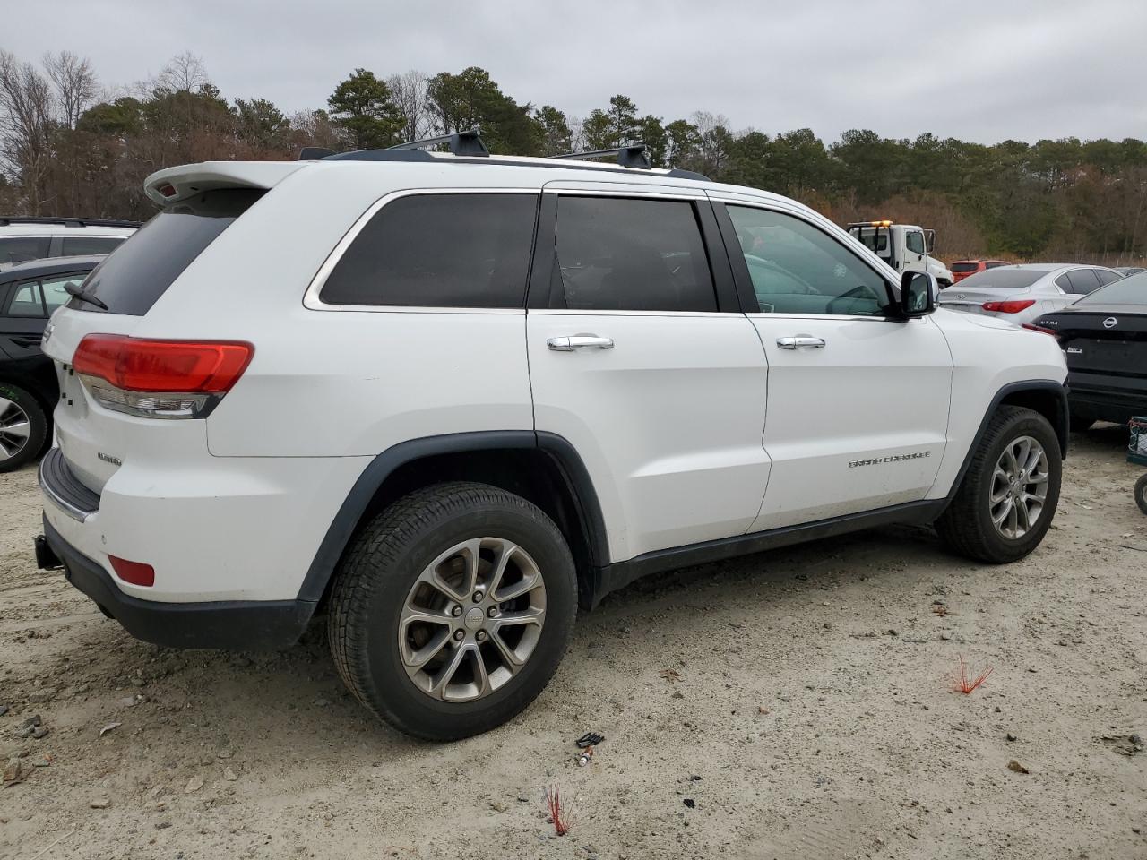 2015 Jeep Grand Cherokee - Image 3