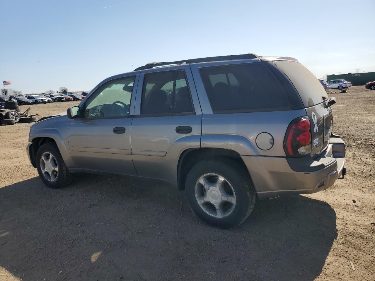 2007 Chevrolet TrailBlazer - Image 2