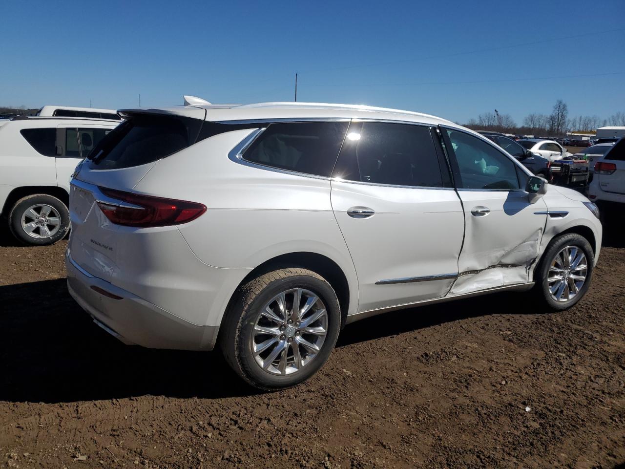 2018 Buick Enclave - Image 3