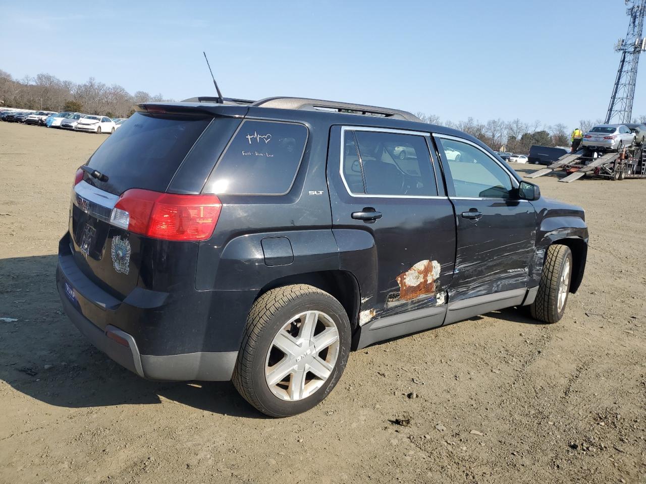 2010 GMC Terrain - Image 3