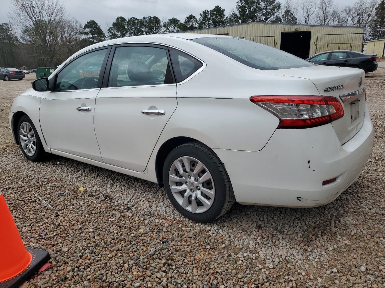 2013 Nissan Sentra - Image 2