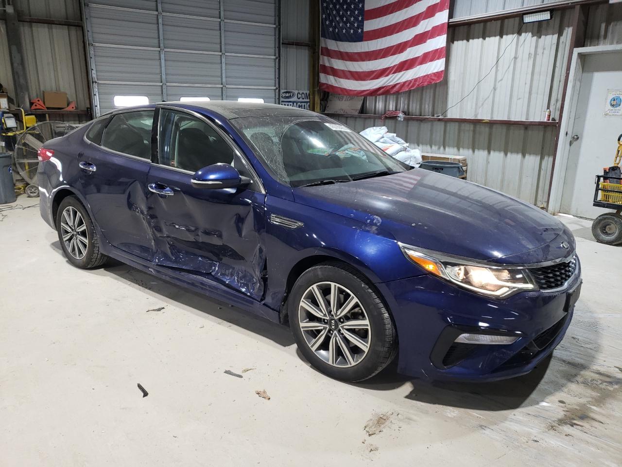 2019 Kia Optima - Image 4