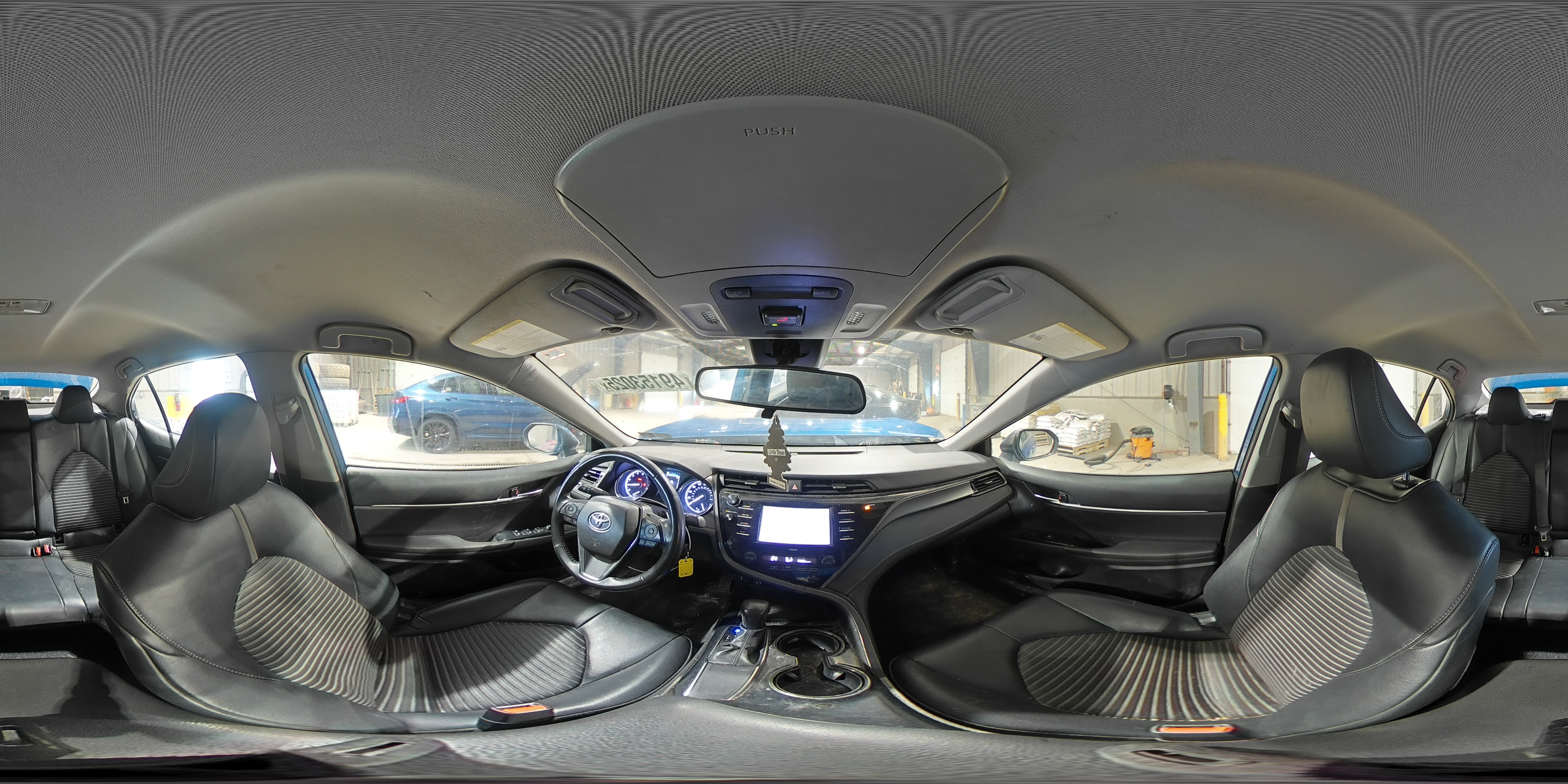 2020 Toyota Camry - Image 12