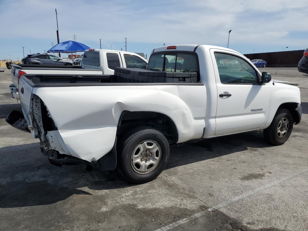 2010 Toyota Tacoma - Image 3