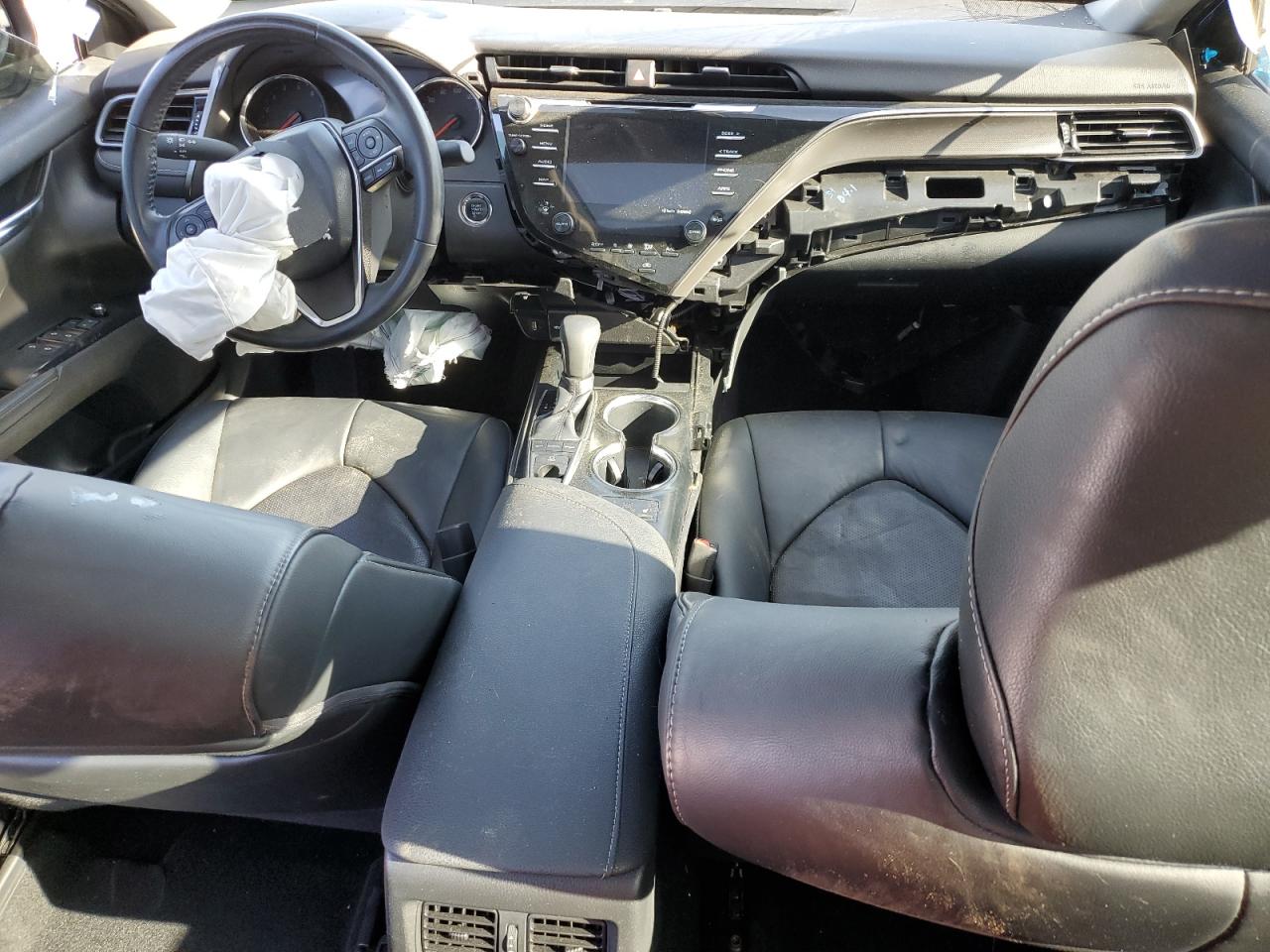 2019 Toyota Camry - Image 8