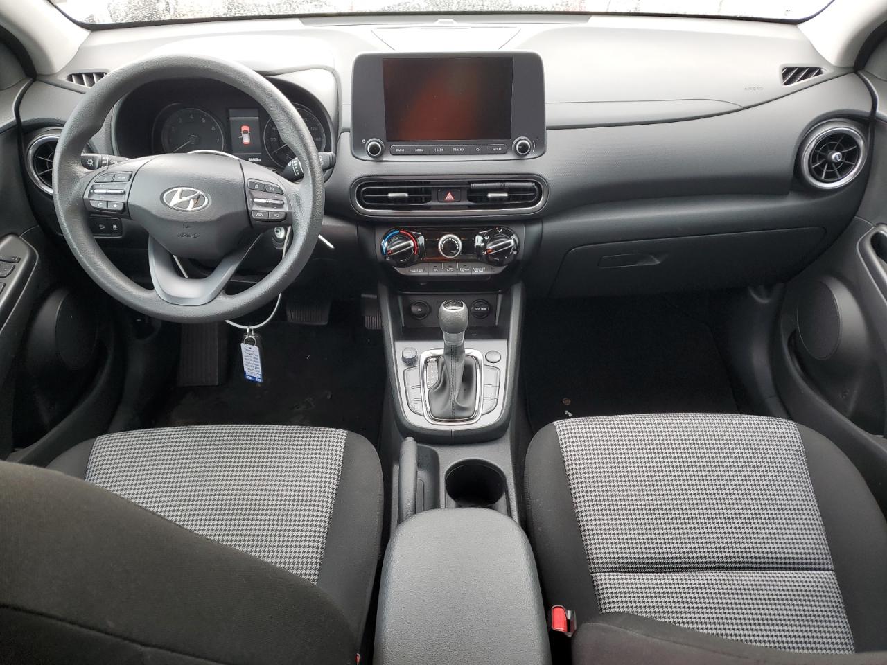 2023 Hyundai Kona - Image 8
