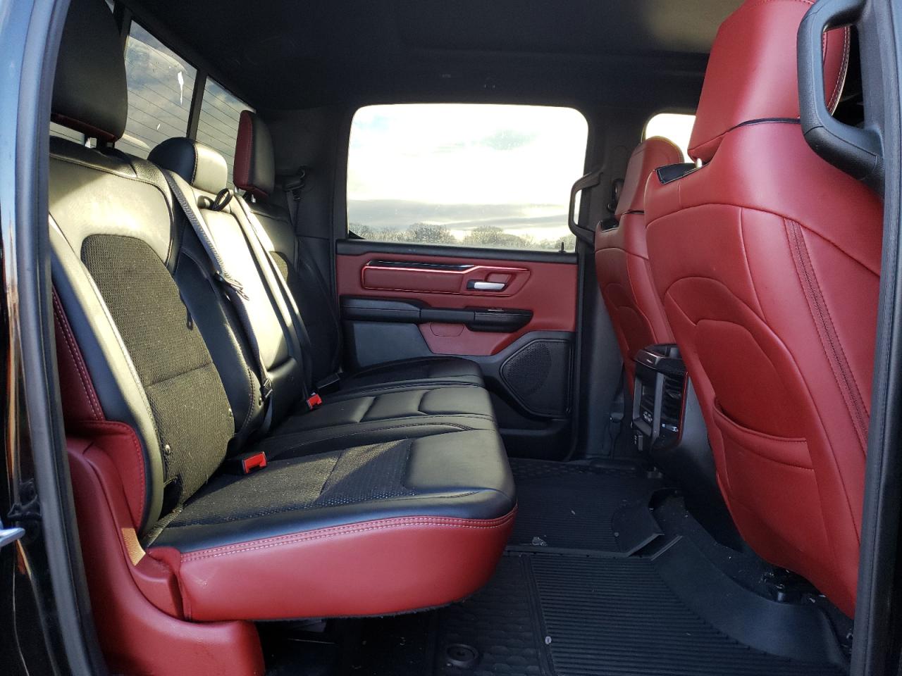 2019 RAM 1500 - Image 10