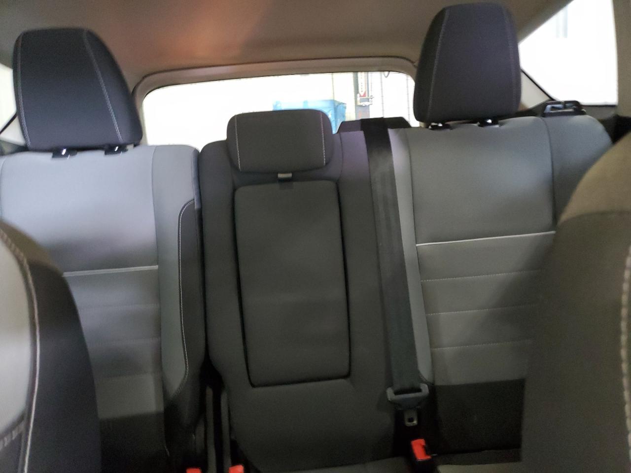 2014 Ford Escape - Image 10