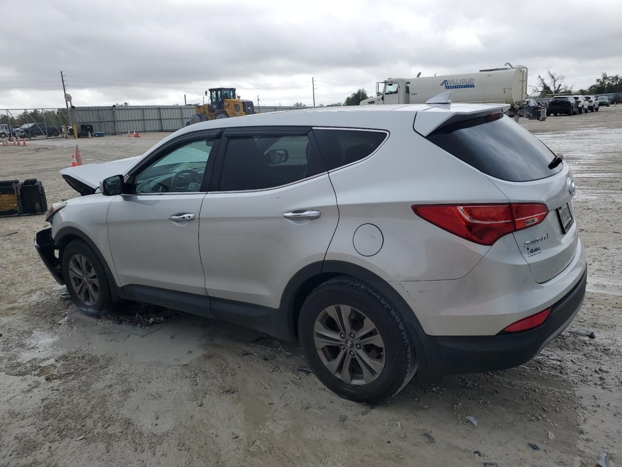 2013 Hyundai Santa Fe - Image 2