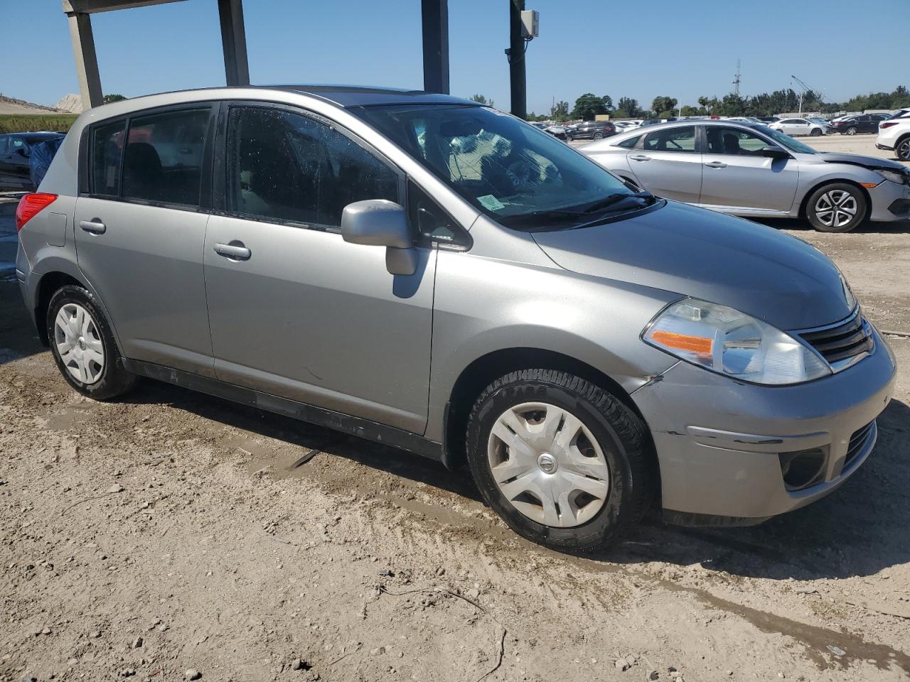 2012 Nissan Versa - Image 4