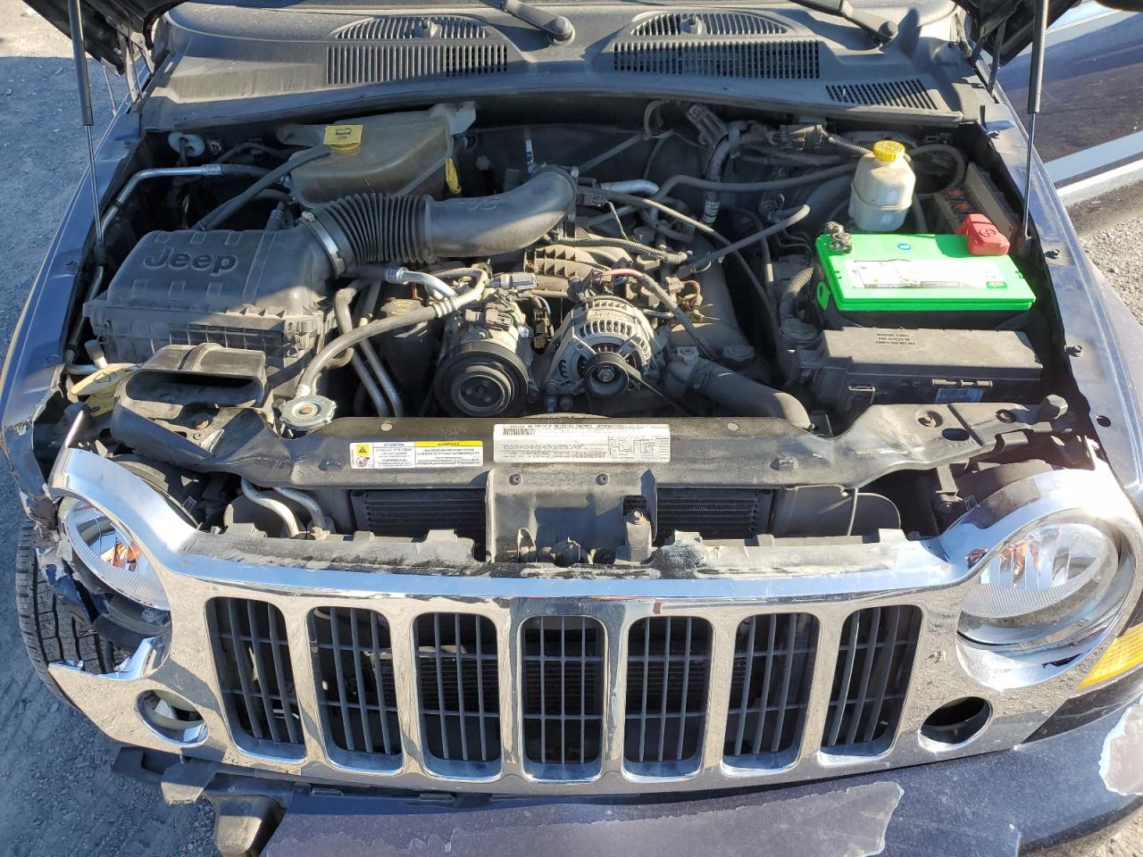 2007 Jeep Liberty (North America) - Image 13