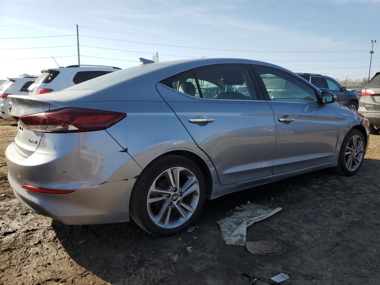 2017 Hyundai Elantra - Image 3
