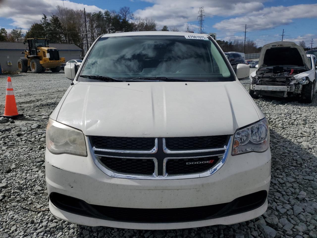 2013 Dodge Caravan - Image 5
