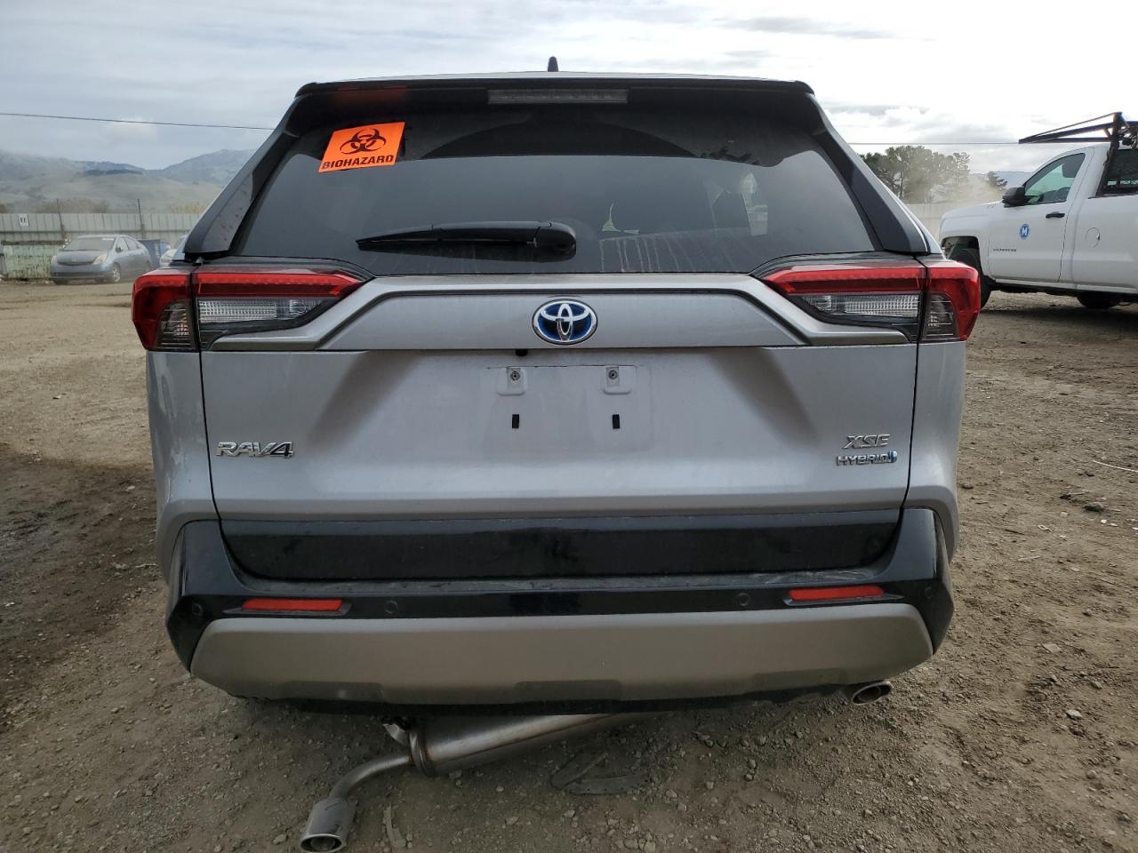 2024 Toyota RAV 4 - Image 6