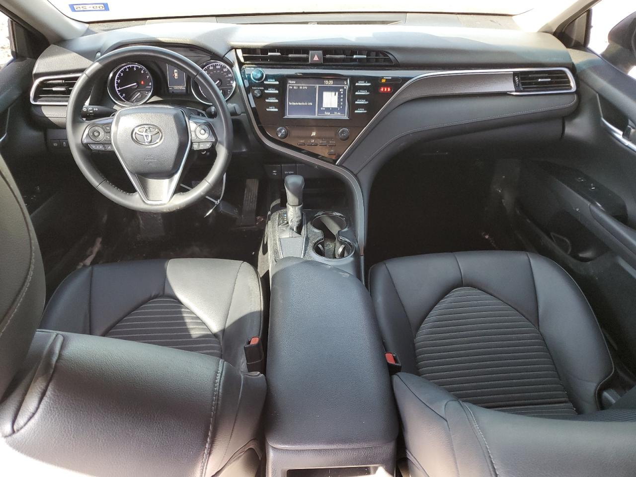4T1B11HK1JU662029 TOYOTA CAMRY 2018