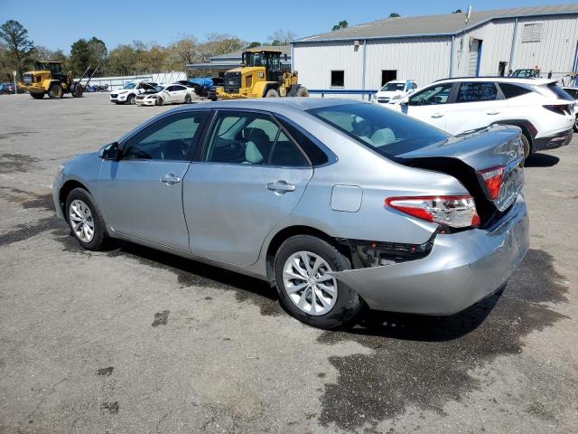  TOYOTA CAMRY 2016 Серебристый