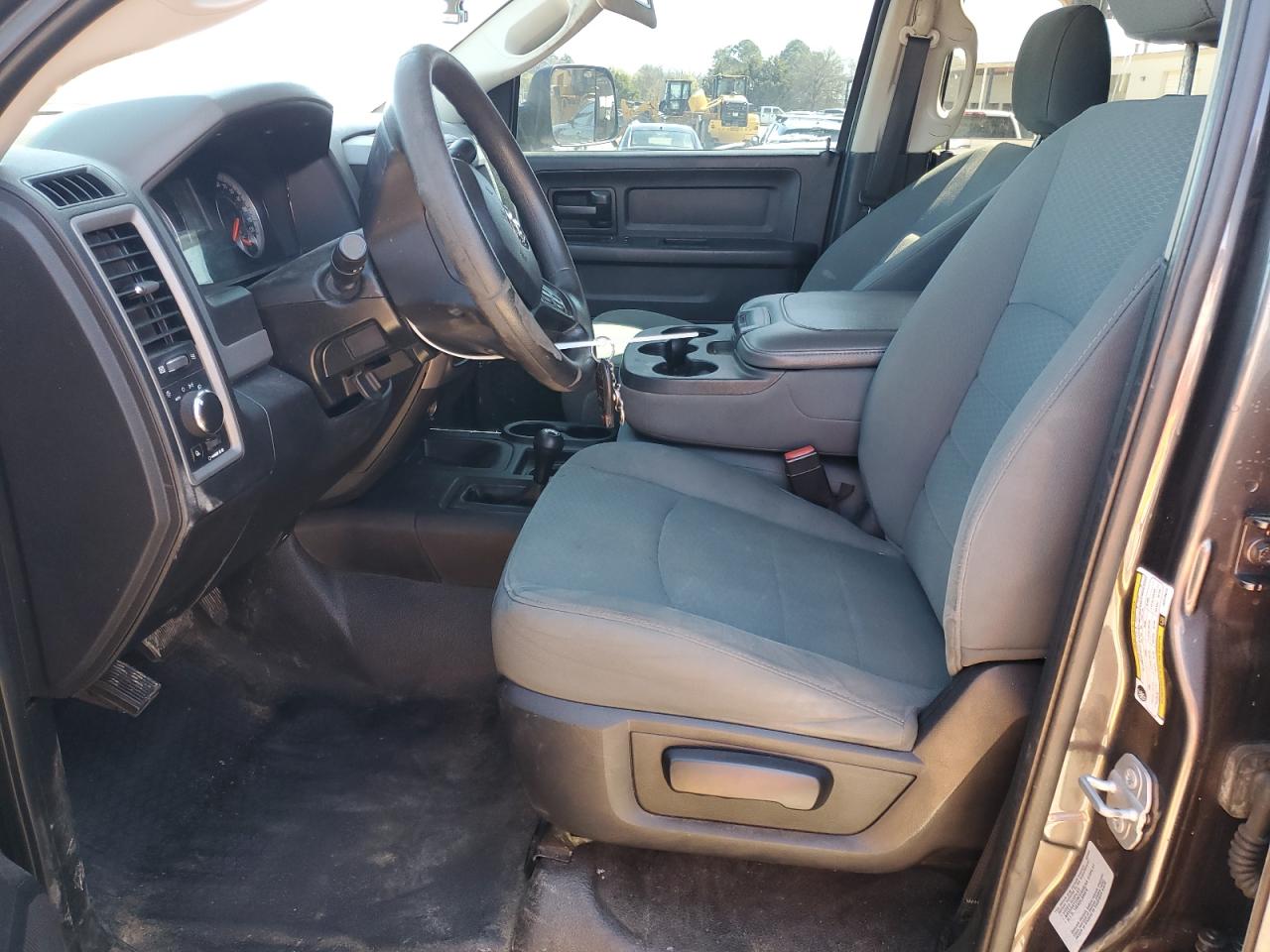 2016 RAM 2500 - Image 7