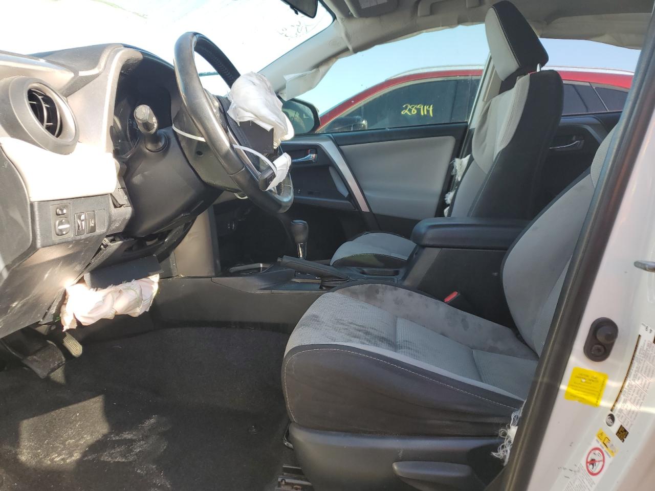 2018 Toyota RAV 4 - Image 7