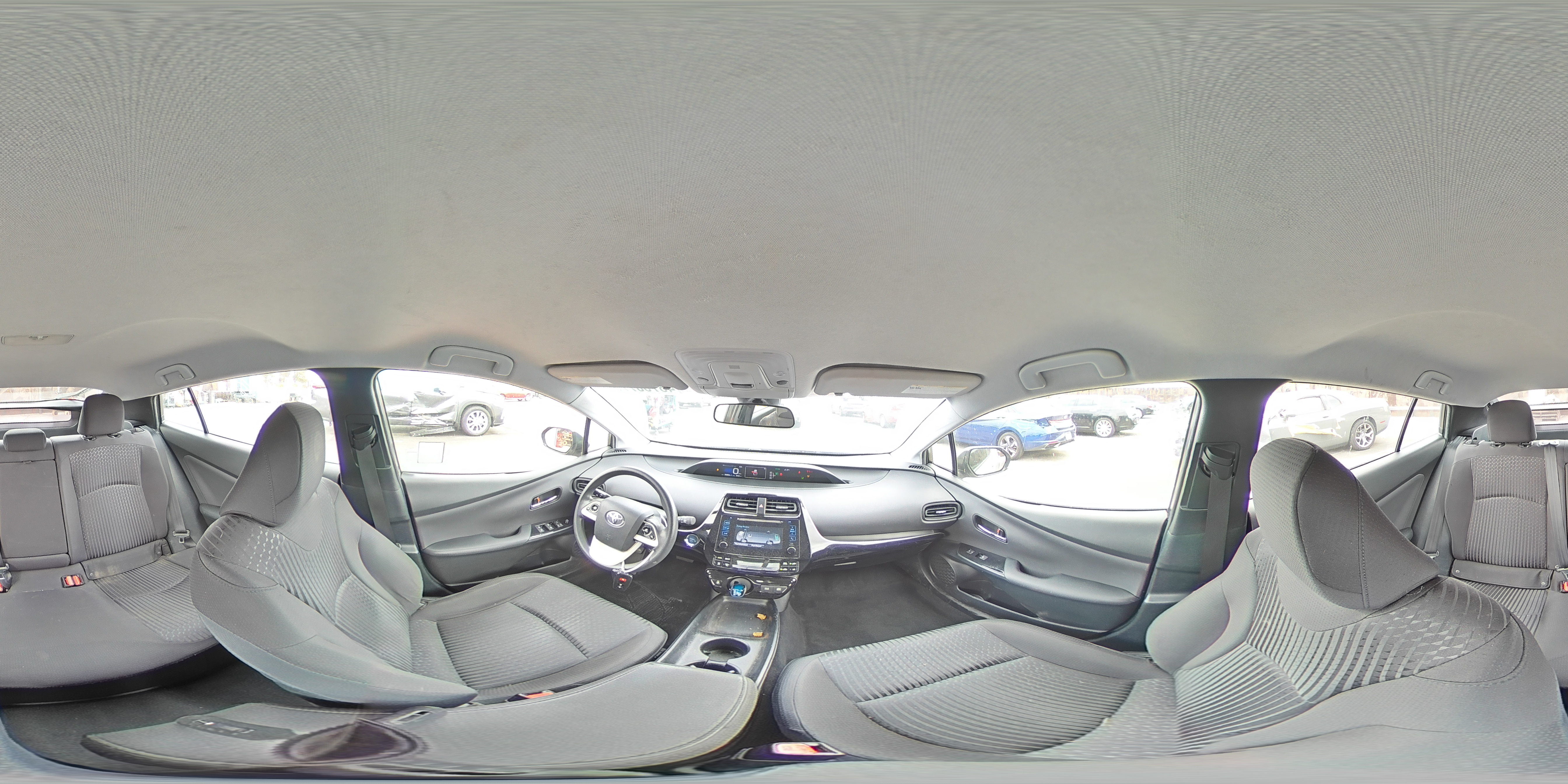 2017 Toyota Prius - Image 12