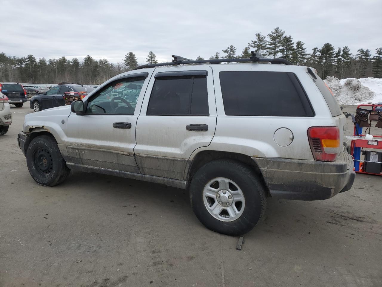 2004 Jeep Grand Cherokee - Image 2