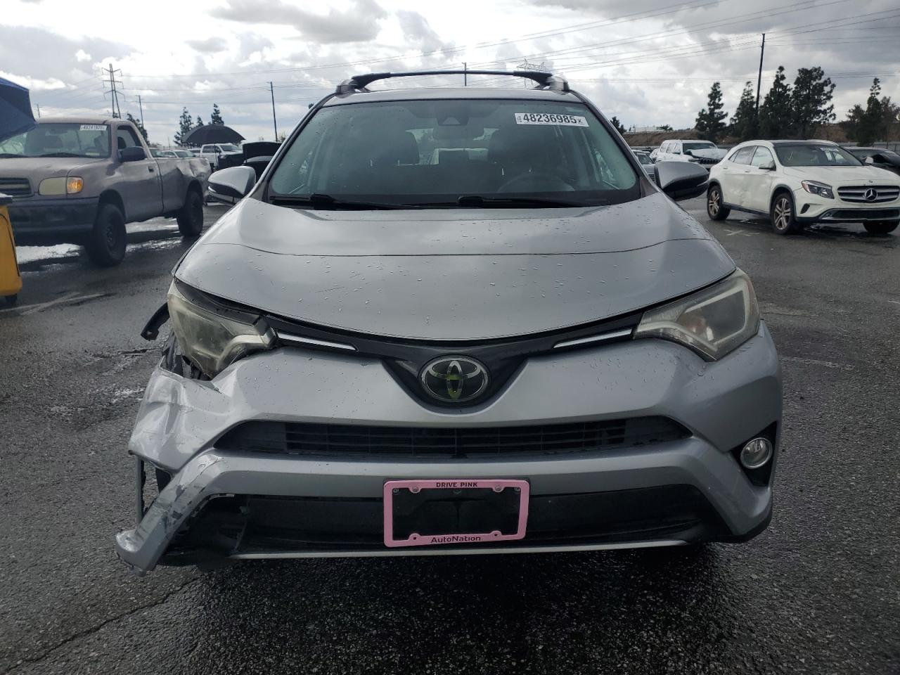 2T3RFREV4JW707422 TOYOTA RAV4 2018