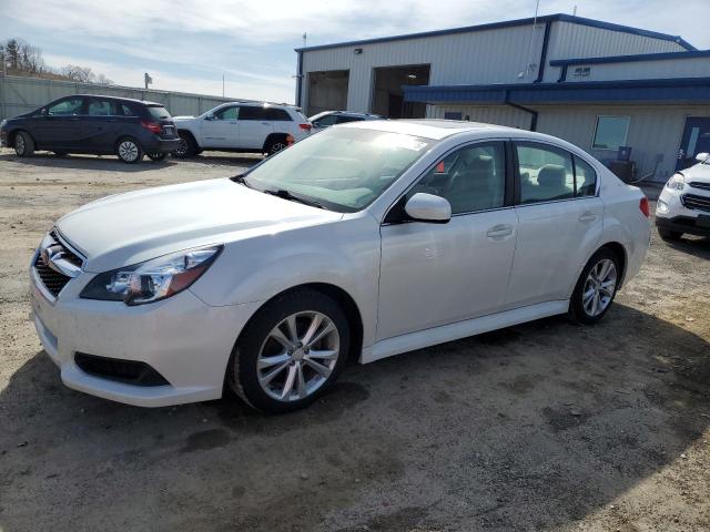 2014 Subaru Legacy 2.5I Premium na sprzedaż w Mcfarland, WI - Rear End