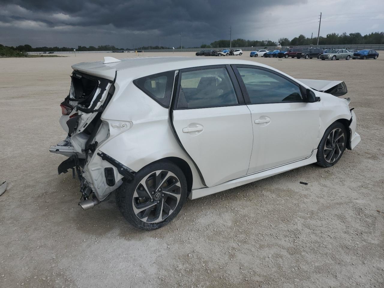 2018 Toyota Corolla - Image 3