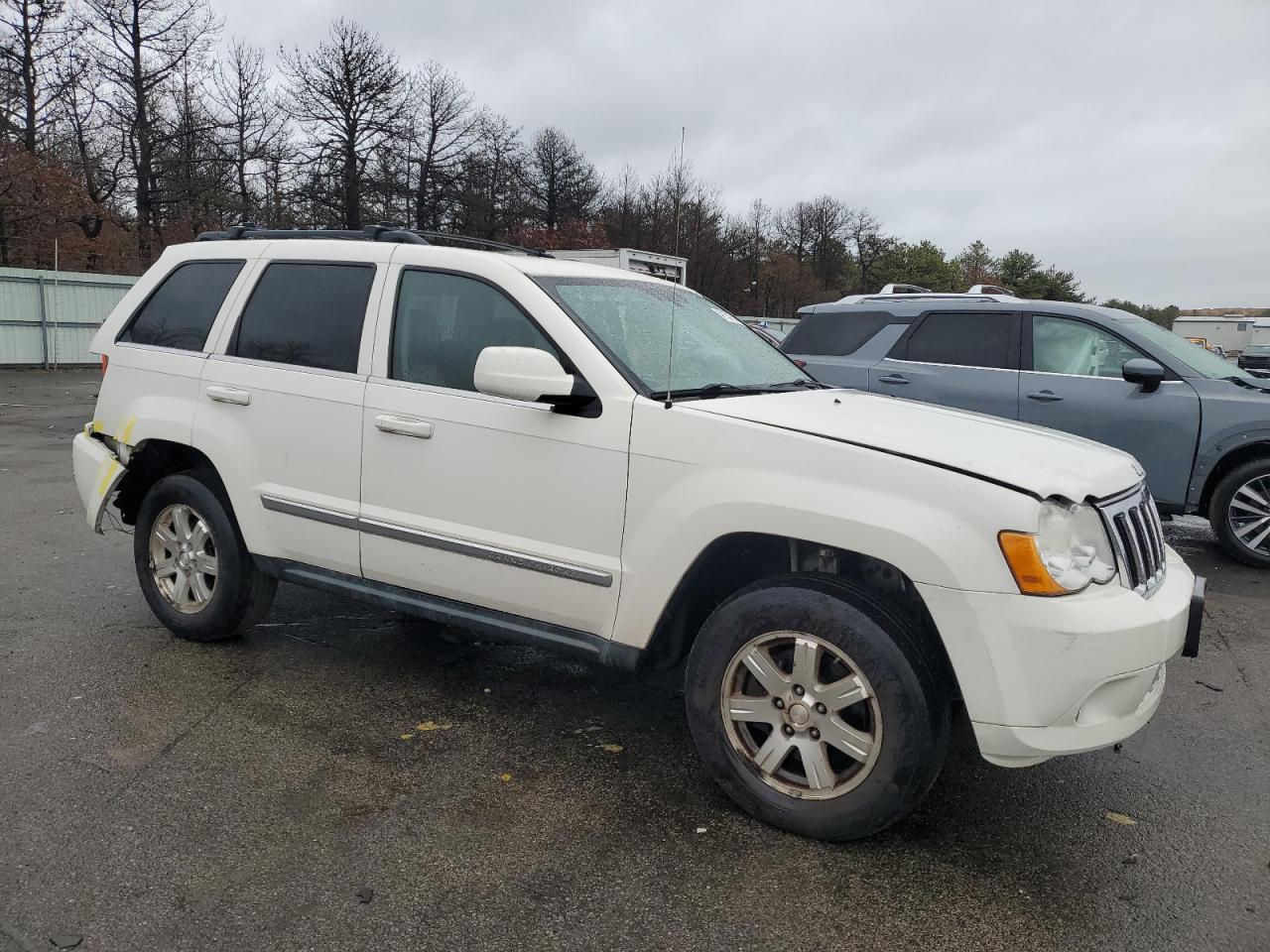 2008 Jeep Grand Cherokee - Image 4