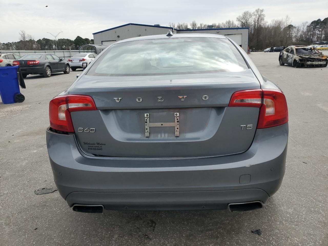 2016 Volvo S60 - Image 6